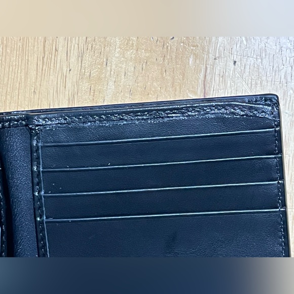 GUCCI BIFOLD WALLET - Picture 7 of 14